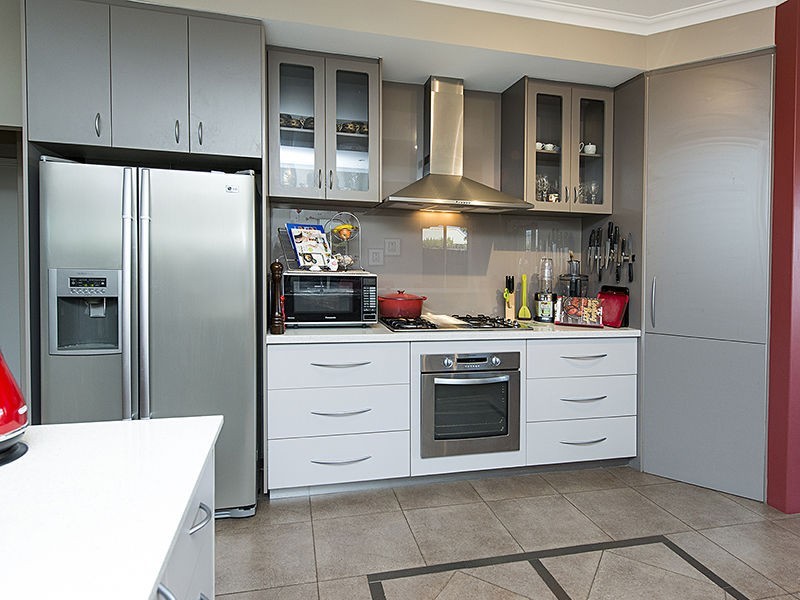 9 Chorus Circle, Atwell WA 6164