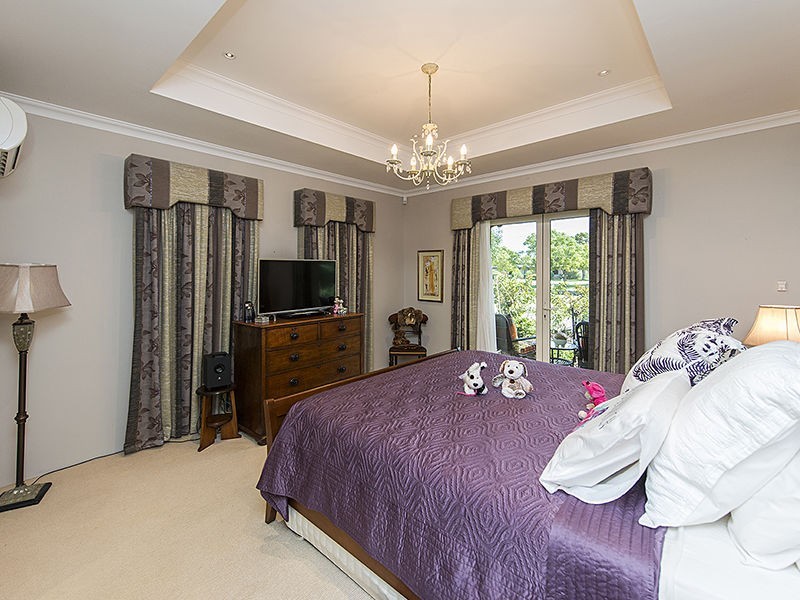 9 Chorus Circle, Atwell WA 6164