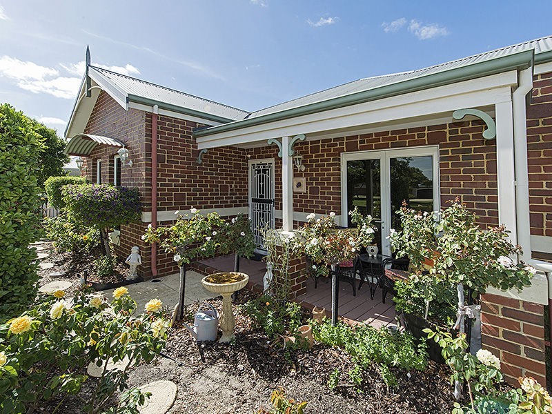 9 Chorus Circle, Atwell WA 6164