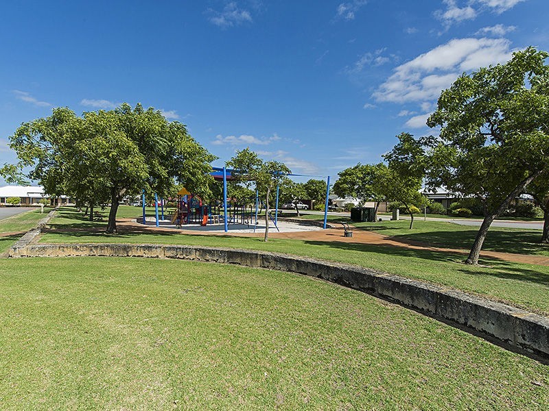 9 Chorus Circle, Atwell WA 6164