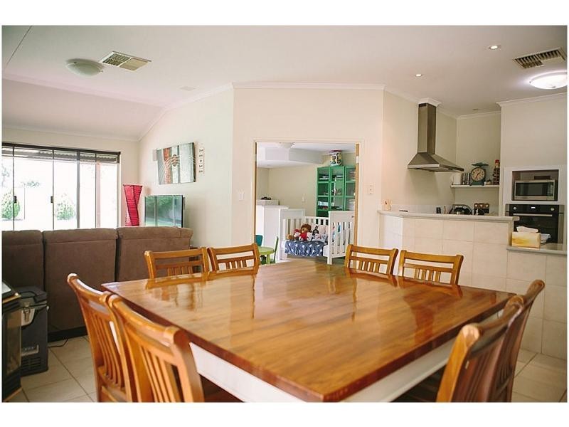 5 Cascades Road, Southern River WA 6110