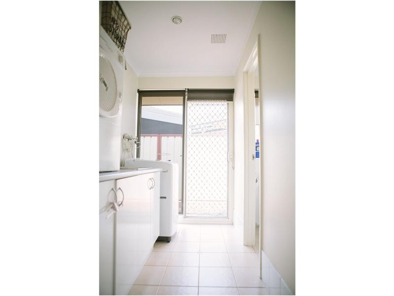 5 Cascades Road, Southern River WA 6110