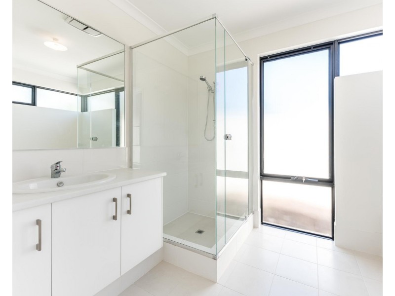 26B Cranwell Street, Thornlie WA 6108