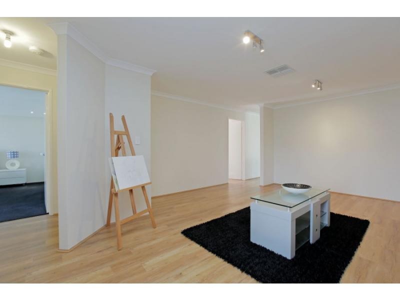 208 Harpenden Street, Southern River WA 6110