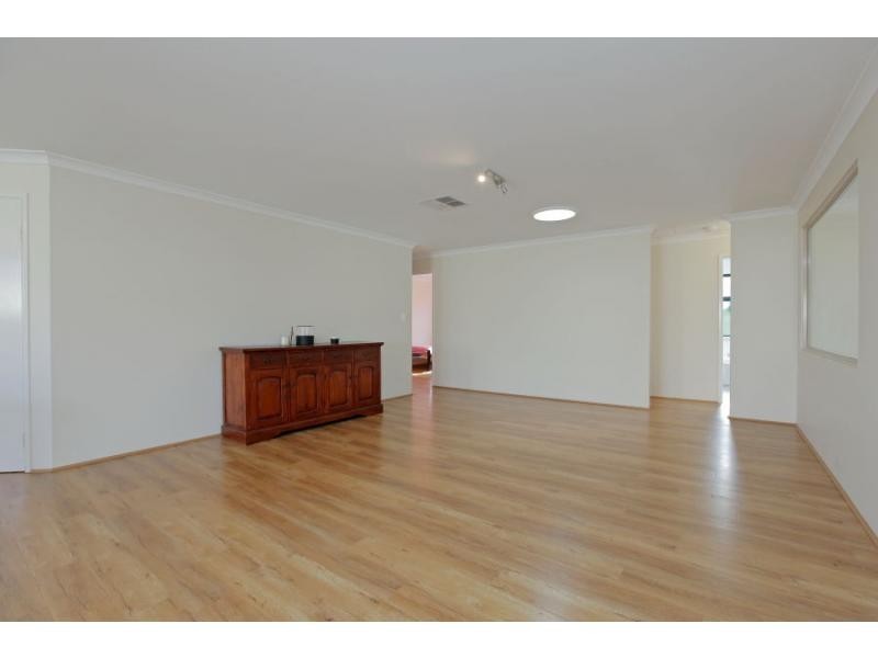 208 Harpenden Street, Southern River WA 6110