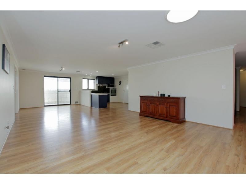 208 Harpenden Street, Southern River WA 6110