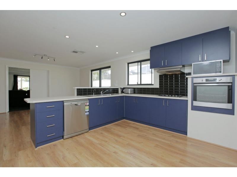 208 Harpenden Street, Southern River WA 6110