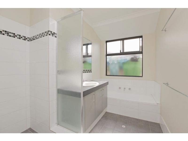 208 Harpenden Street, Southern River WA 6110