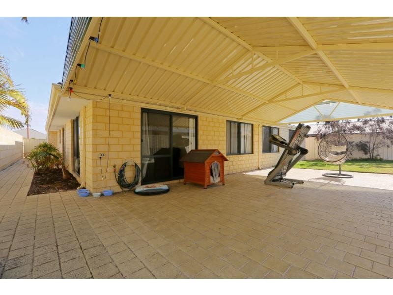 208 Harpenden Street, Southern River WA 6110