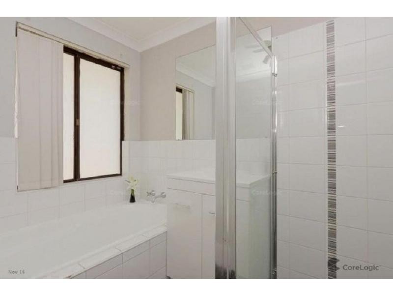 9 Camden Court, Thornlie WA 6108