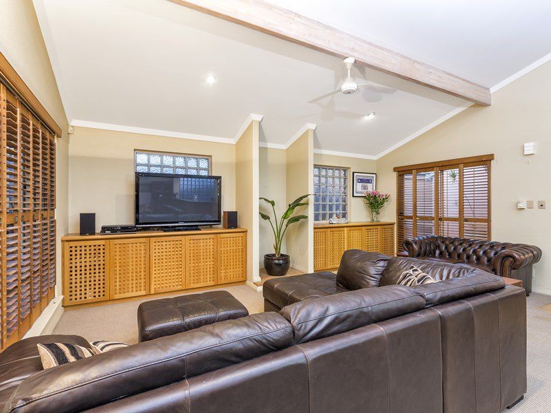 39 Third Avenue, Kensington WA 6151