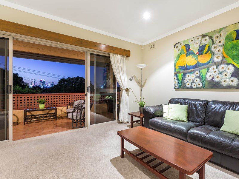 39 Third Avenue, Kensington WA 6151