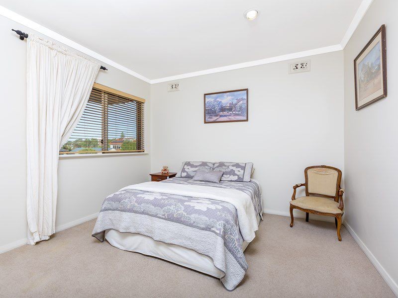 39 Third Avenue, Kensington WA 6151