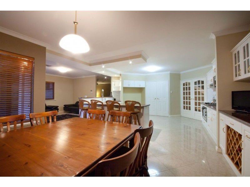 107 Glen Iris Drive, Jandakot WA 6164