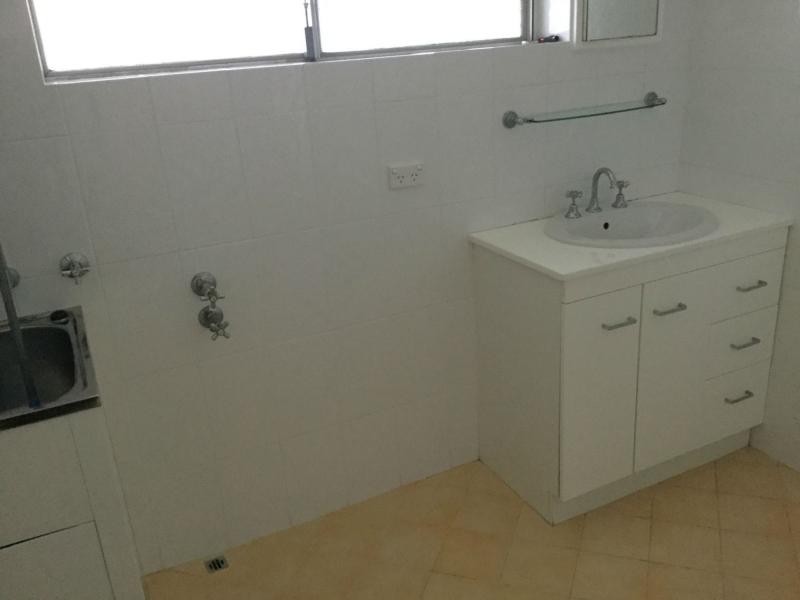 1/240 Mill Point Road, South Perth WA 6151