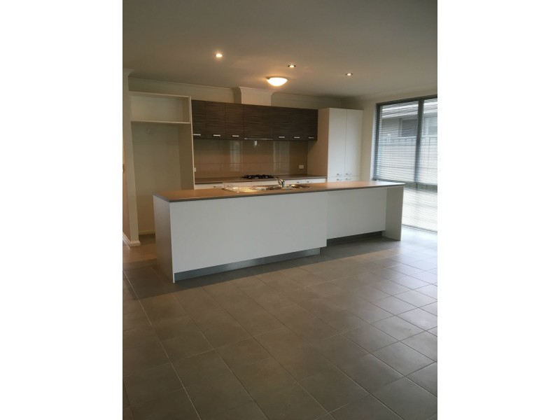 6 Leontes Way, Coolbellup WA 6163