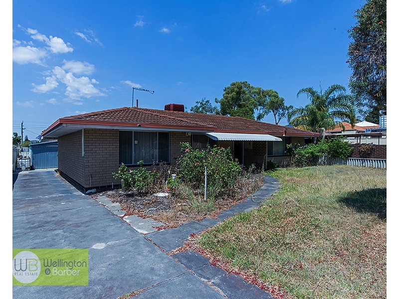 8 Farnham St, Bentley WA 6102