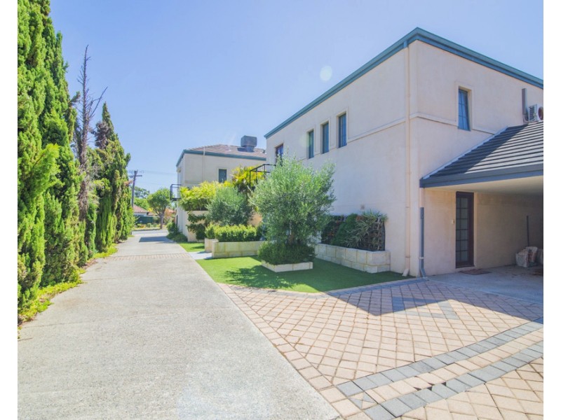 2/8 Caledonian Ave, Maylands WA 6051