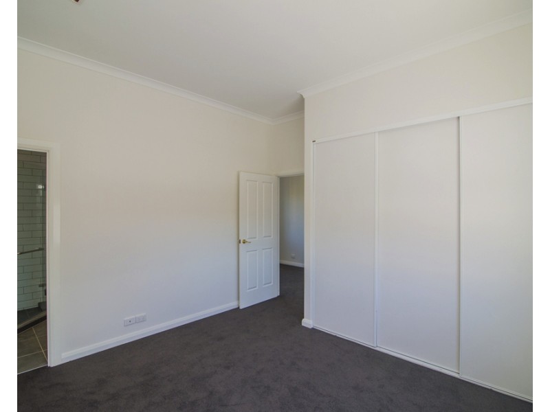 2/8 Caledonian Ave, Maylands WA 6051