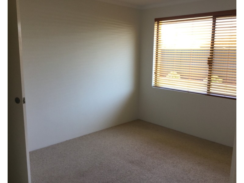 10 Silverpan Way, Byford WA 6122