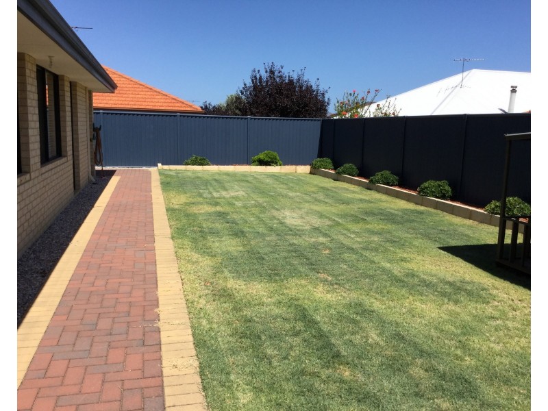 10 Silverpan Way, Byford WA 6122