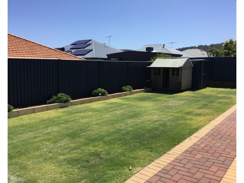 10 Silverpan Way, Byford WA 6122