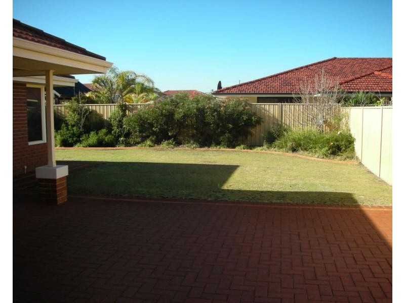 17 Piesley Prom, Canning Vale WA 6155