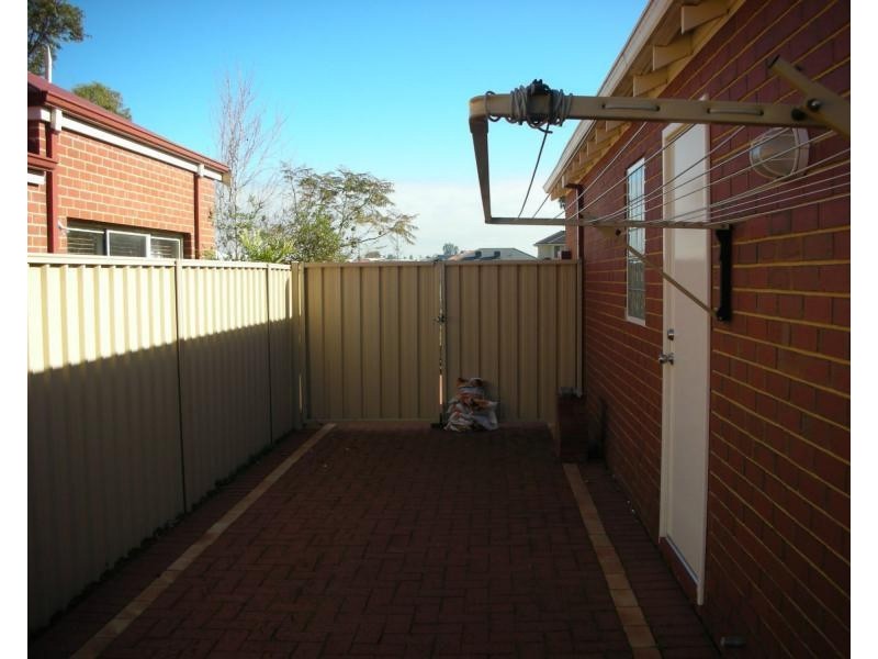 17 Piesley Prom, Canning Vale WA 6155