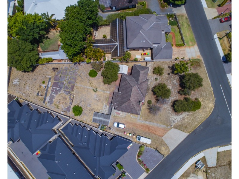 1 Tassell St, Embleton WA 6062