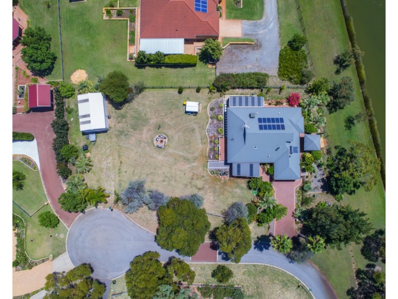 18 Sharach Rtt, Hilbert WA 6112