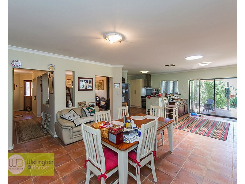 18 Sharach Rtt, Hilbert WA 6112