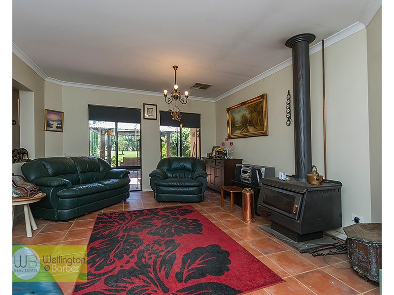 18 Sharach Rtt, Hilbert WA 6112