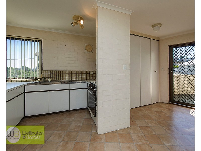 4/100 Mcmaster St, Victoria Park WA 6100