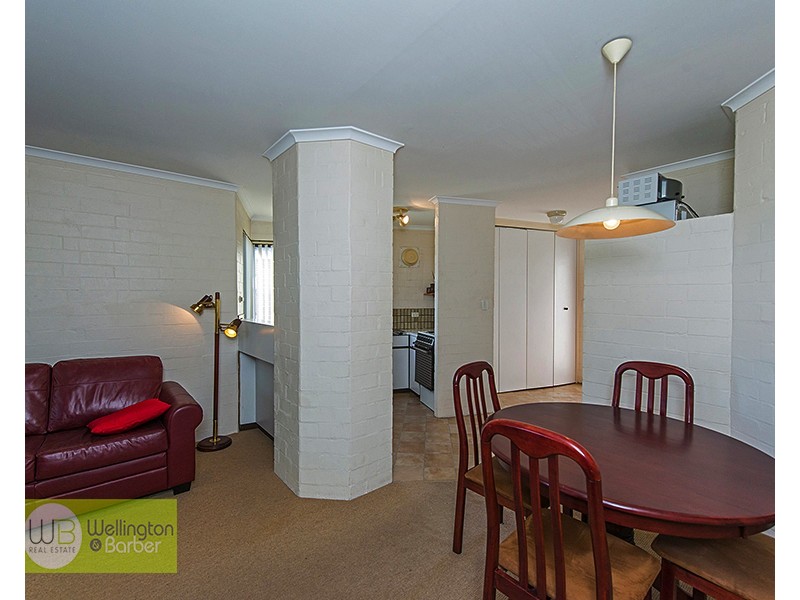 4/100 Mcmaster St, Victoria Park WA 6100