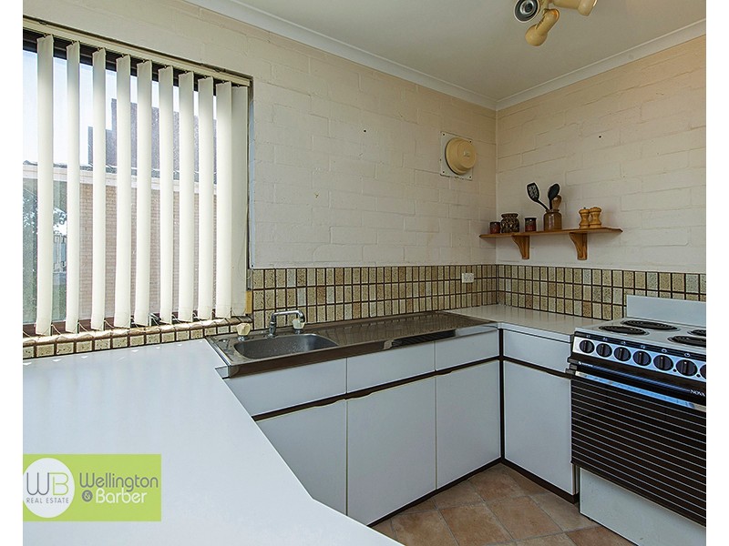 4/100 Mcmaster St, Victoria Park WA 6100