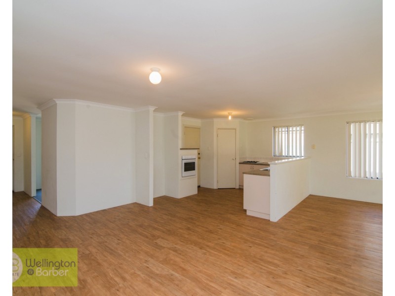1 Flynn St, Canning Vale WA 6155