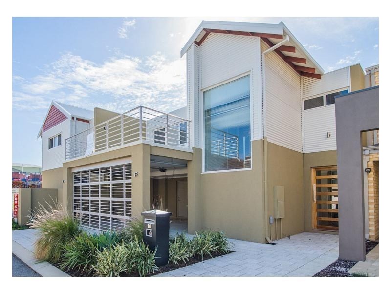 18 Fullston Way, Beaconsfield WA 6162