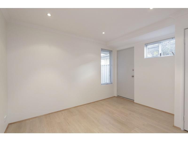 15B Chicago St, Southern River WA 6110