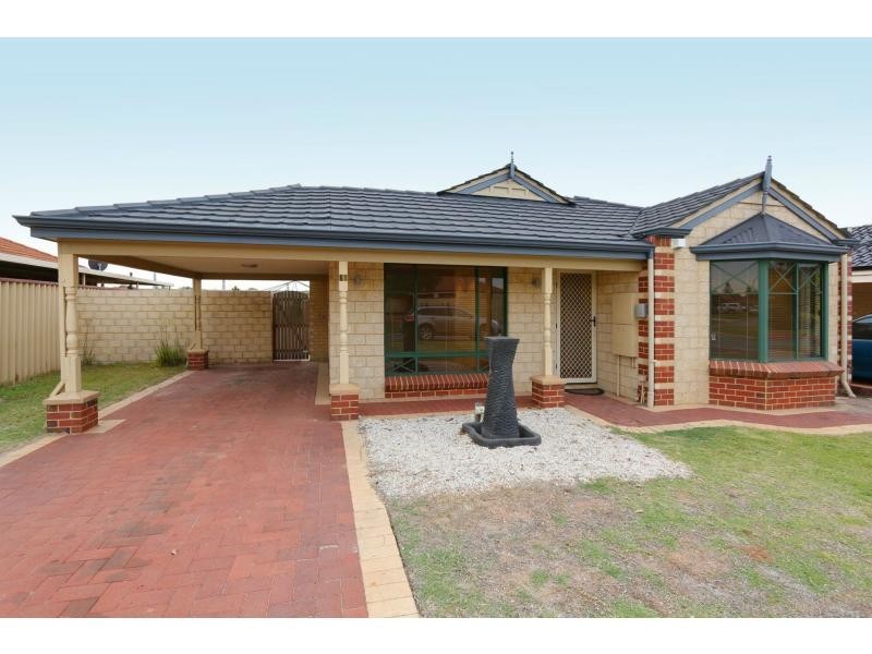 61 Courtland Crescent, Redcliffe WA 6104