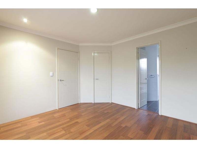61 Courtland Crescent, Redcliffe WA 6104
