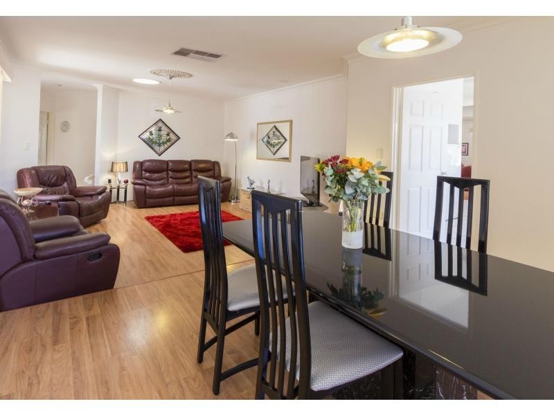 4 Aral Court, Iluka WA 6028