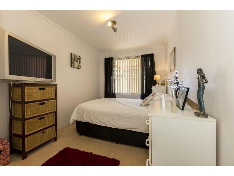 4 Aral Court, Iluka WA 6028