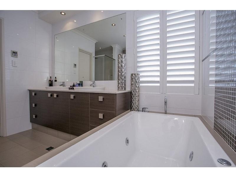 11 Derril Avenue, Dianella WA 6059