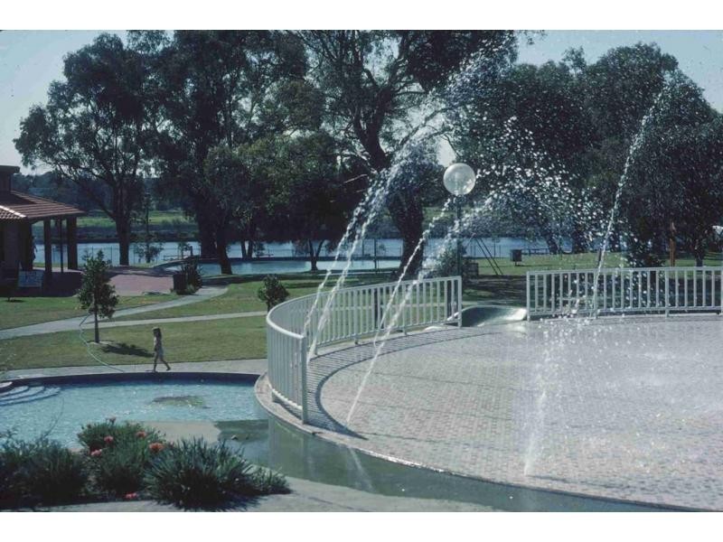 102 Arlunya Avenue, Cloverdale WA 6105