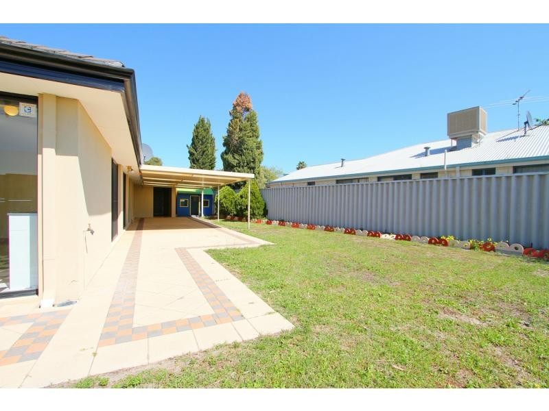 21 Dayana Court, Redcliffe WA 6104