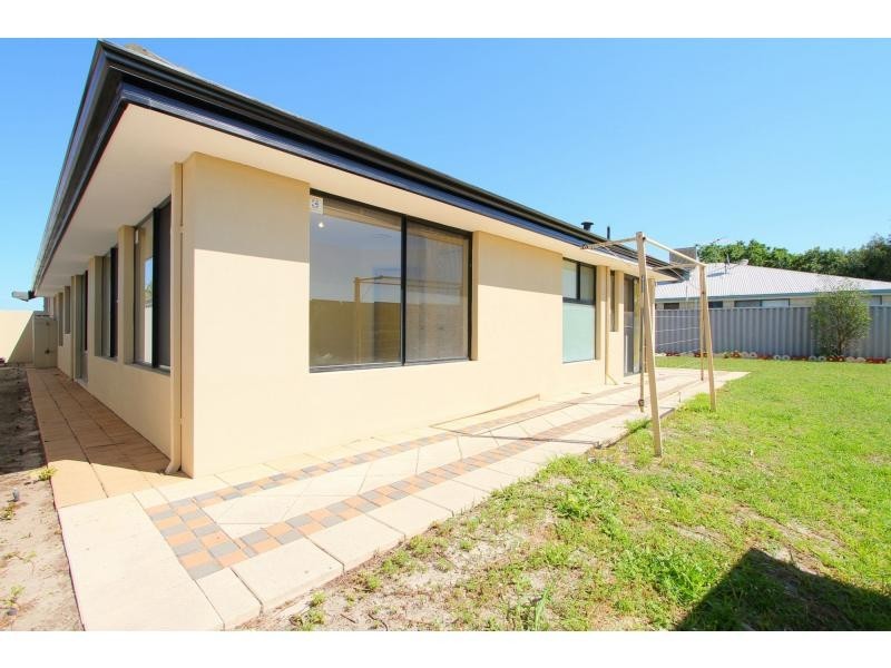 21 Dayana Court, Redcliffe WA 6104