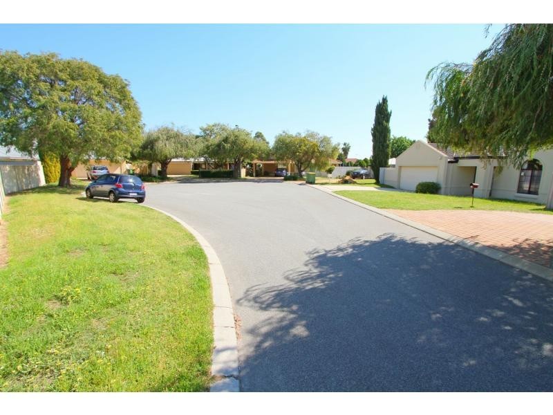 21 Dayana Court, Redcliffe WA 6104