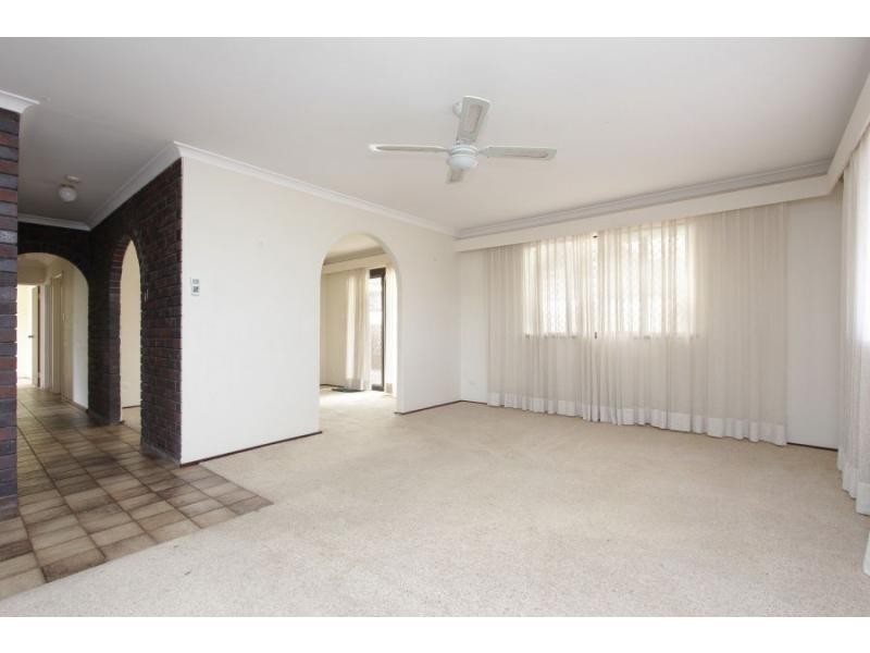 65 Flora Terrace, Watermans Bay WA 6020