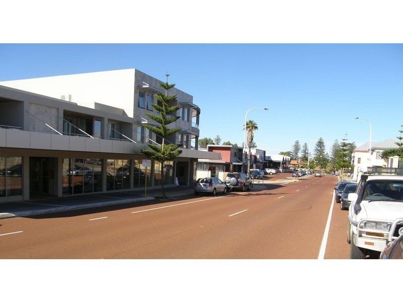 65 Flora Terrace, Watermans Bay WA 6020