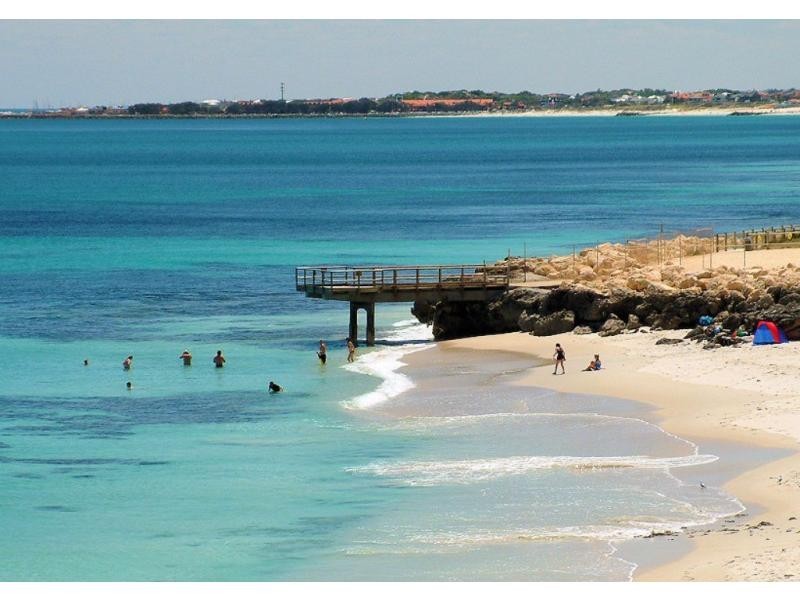 65 Flora Terrace, Watermans Bay WA 6020